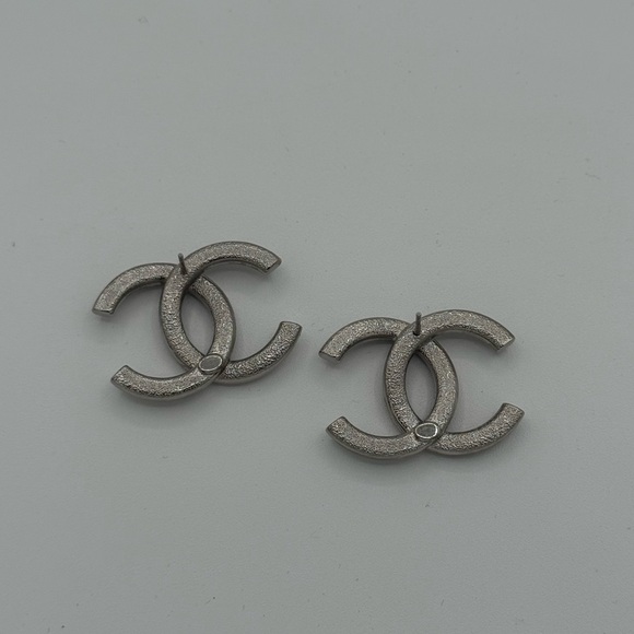 CHANEL Silver Brooch Set - Picture 2 of 2